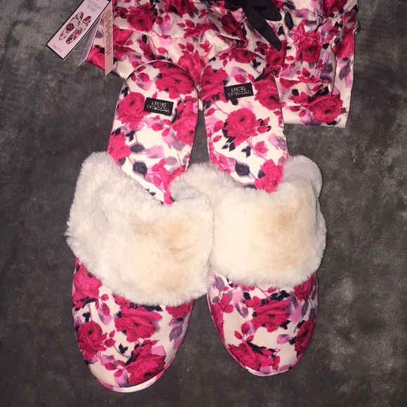 Victoria’s Secret Floral Slippers & Floral Dust Bag L (9-10) NWT - Picture 7 of 8